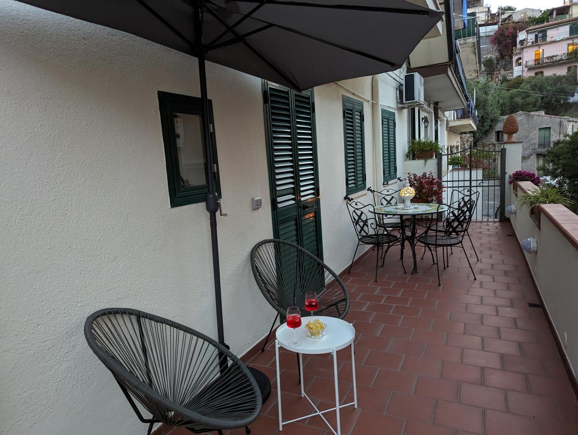 Antonino Apartment Taormina Exterior foto